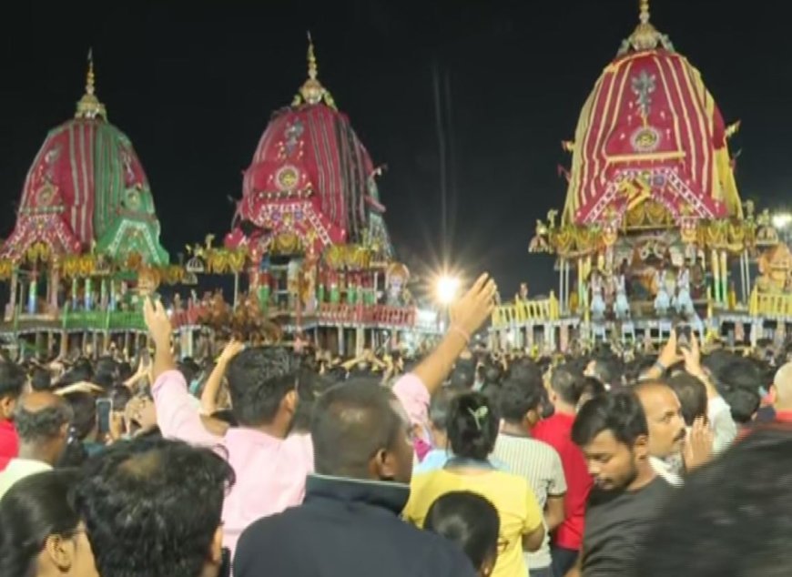 ସିଂହଦ୍ବାରରେ ଲାଗିଲା ତିନି ରଥ