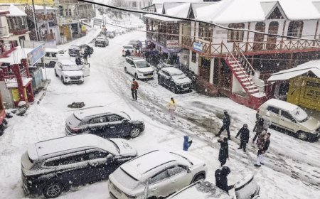 पहाड़ों में बर्फबारी, कश्मीर से लेकर बिहार तक ठंड का सितम