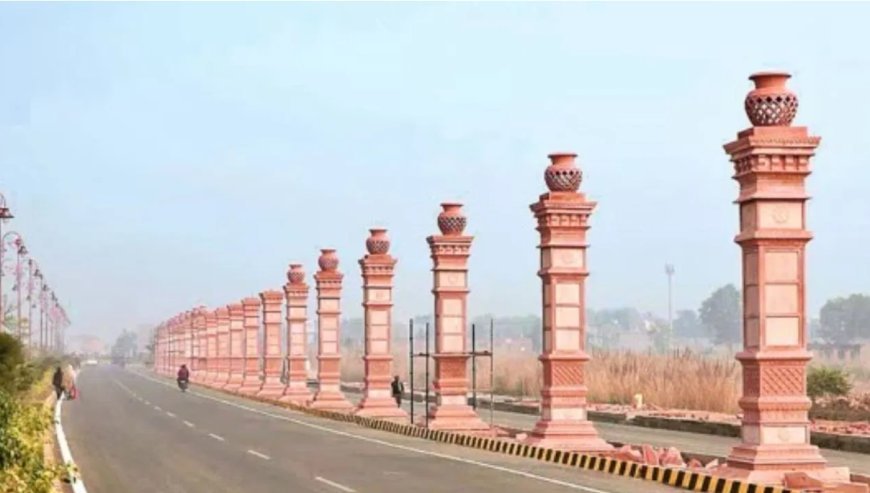 महाकुंभ से मिलेगा मोक्ष! लगाए जा रहे 84 आस्था के स्तंभ