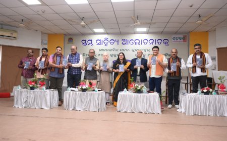 ସତ୍ୟତାର ପରିଭାଷାକୁ ବାର୍ତ୍ତା ମାଧ୍ୟମରେ ଜନମାନସକୁ ପହଞ୍ଚାଇବାରେ ସ୍ତମ୍ଭ ସାହିତ୍ୟ ଏକ ପ୍ରମୁଖ ଭୂମିକା ନେଇଥାଏ