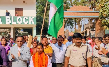 ଦୃଷ୍ଟିହୀନ ବିଶ୍ଵକପ୍ ବିଜେତାଙ୍କୁ ସମ୍ବର୍ଦ୍ଧିତ କଲା ବ୍ଲକ ପ୍ରଶାସନ