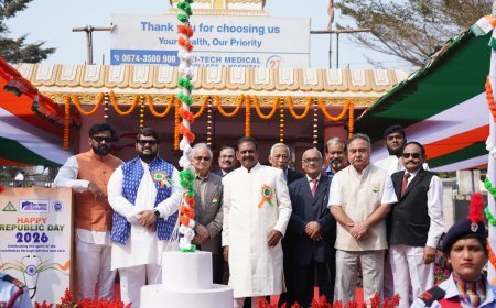 ହାଇଟେକ୍‌ରେ ୭୭ ତମ ଗଣତନ୍ତ୍ର ଦିବସ ପାଳିତ